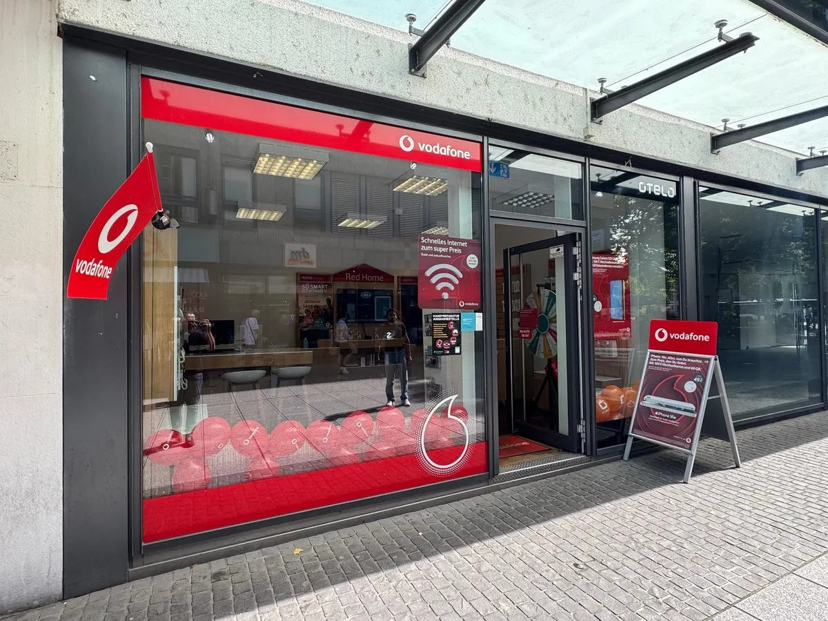 Mobilfunkshop Koblenz Außenansicht — Löhrstraße 87